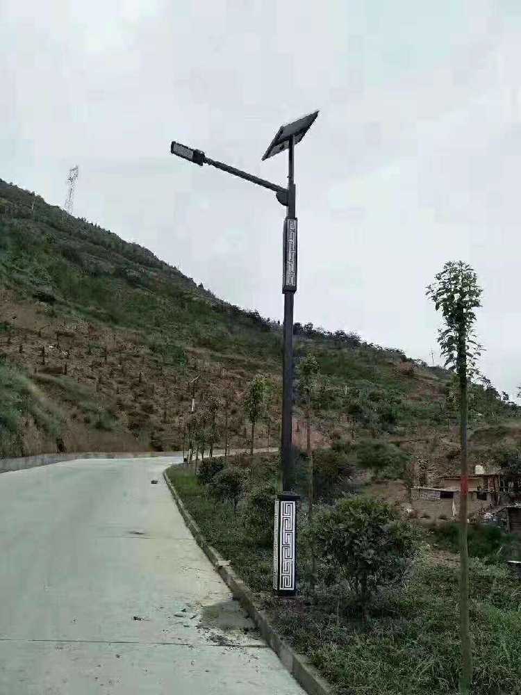 浪卡子县仿古太阳能路灯
